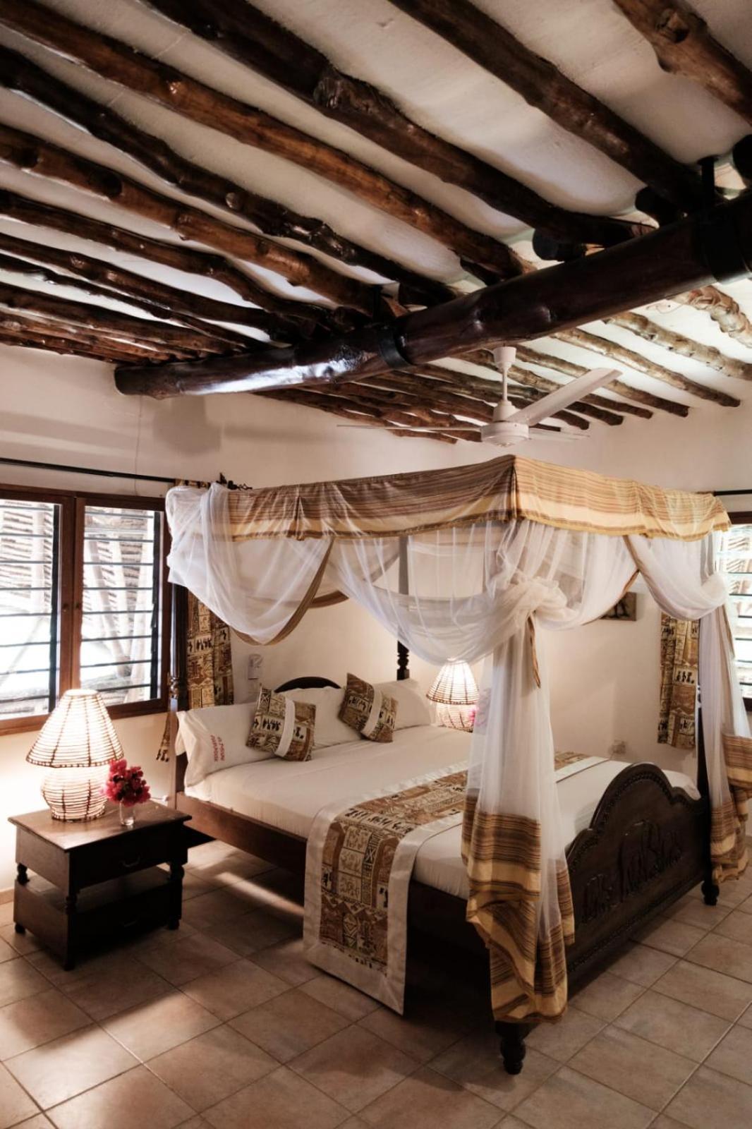 Amani Paradise - Luxury Villas Diani Beach Exterior photo