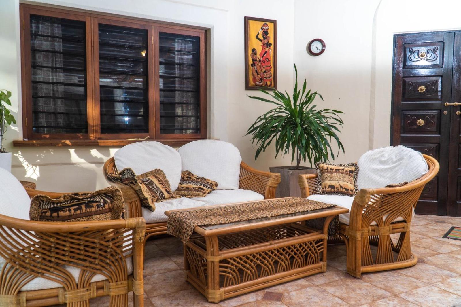 Amani Paradise - Luxury Villas Diani Beach Exterior photo
