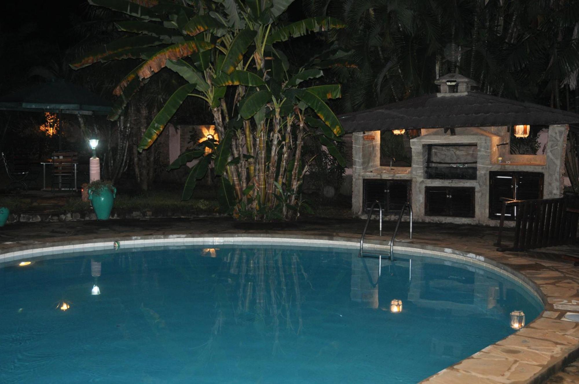 Amani Paradise - Luxury Villas Diani Beach Exterior photo